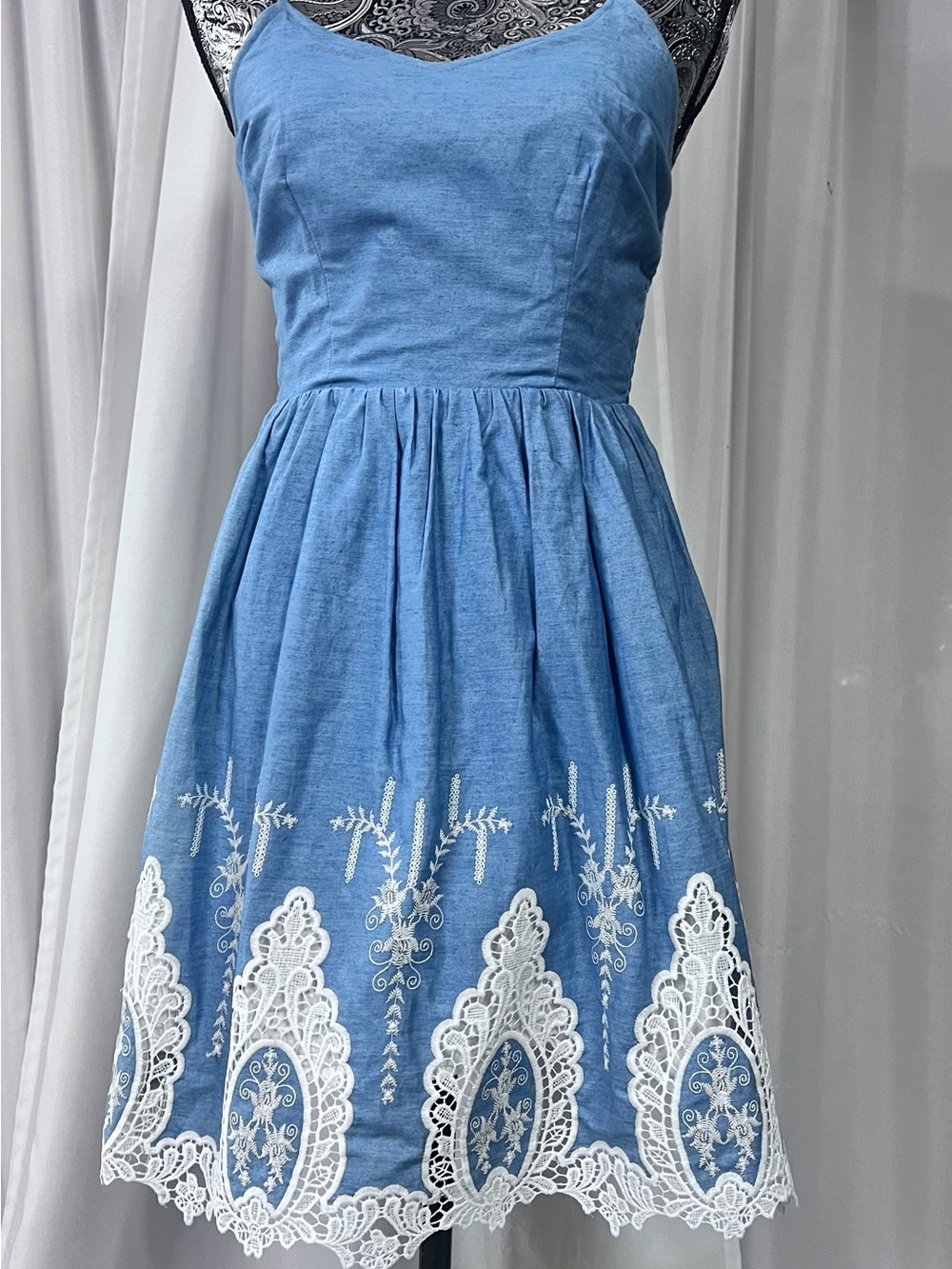 Japna Blue Sleeveless Dress with White Lace Hem